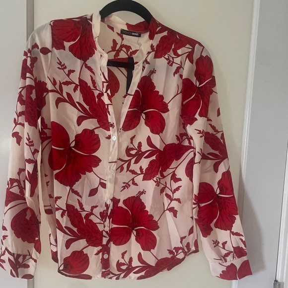 Fashion Nova red and white Floral Emotions top NWT - Picture 1 of 3